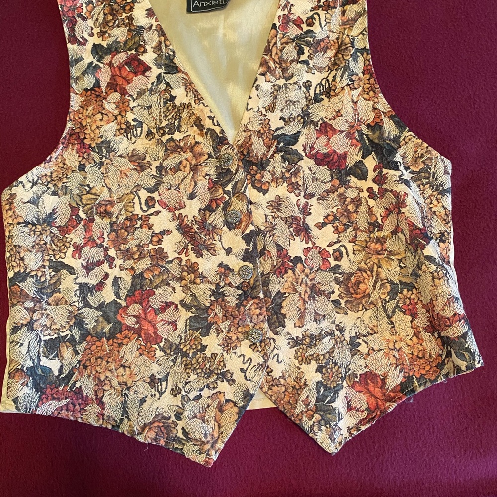 Women’s dressy vest